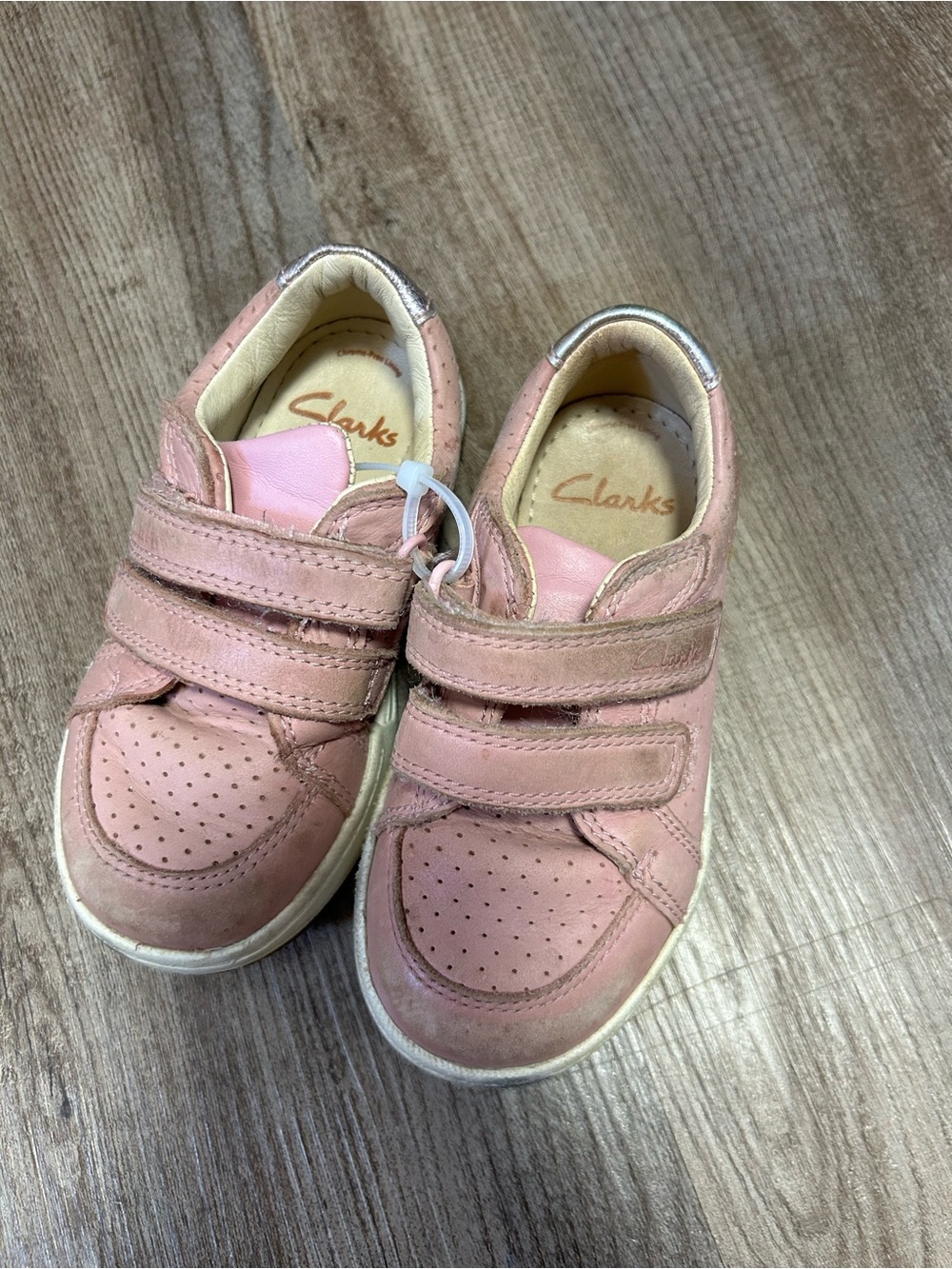Clarks Kids Pink Leather Velcro Sneakers